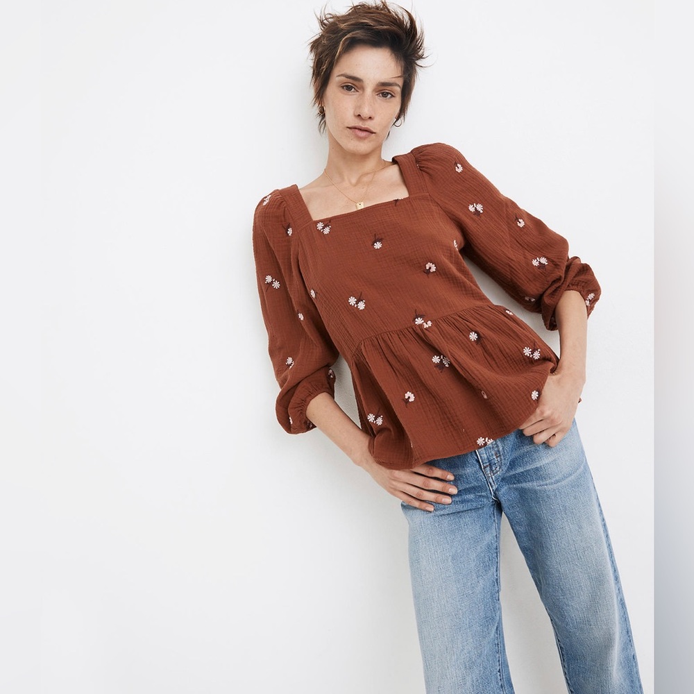Amie Floral Embroidered Lightspun Millbrook Puff-Sleeve Peplum Top